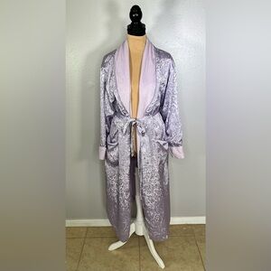 Victoria’s Secret Lilac Satin Floral Jacquard Terry Long Robe S bridal romantic